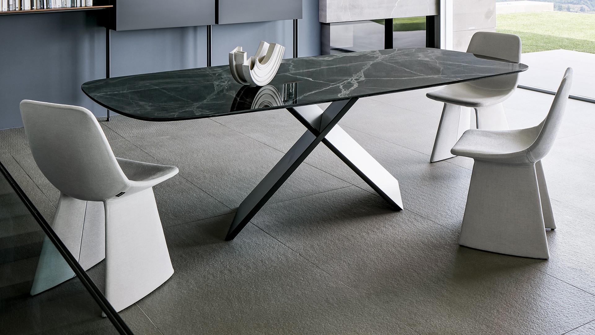 bonaldo-sedie-agea-main-slider-01