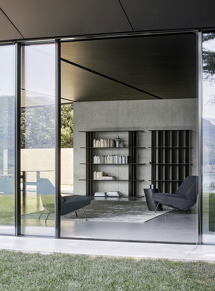 living-in-black-and-white_4-L