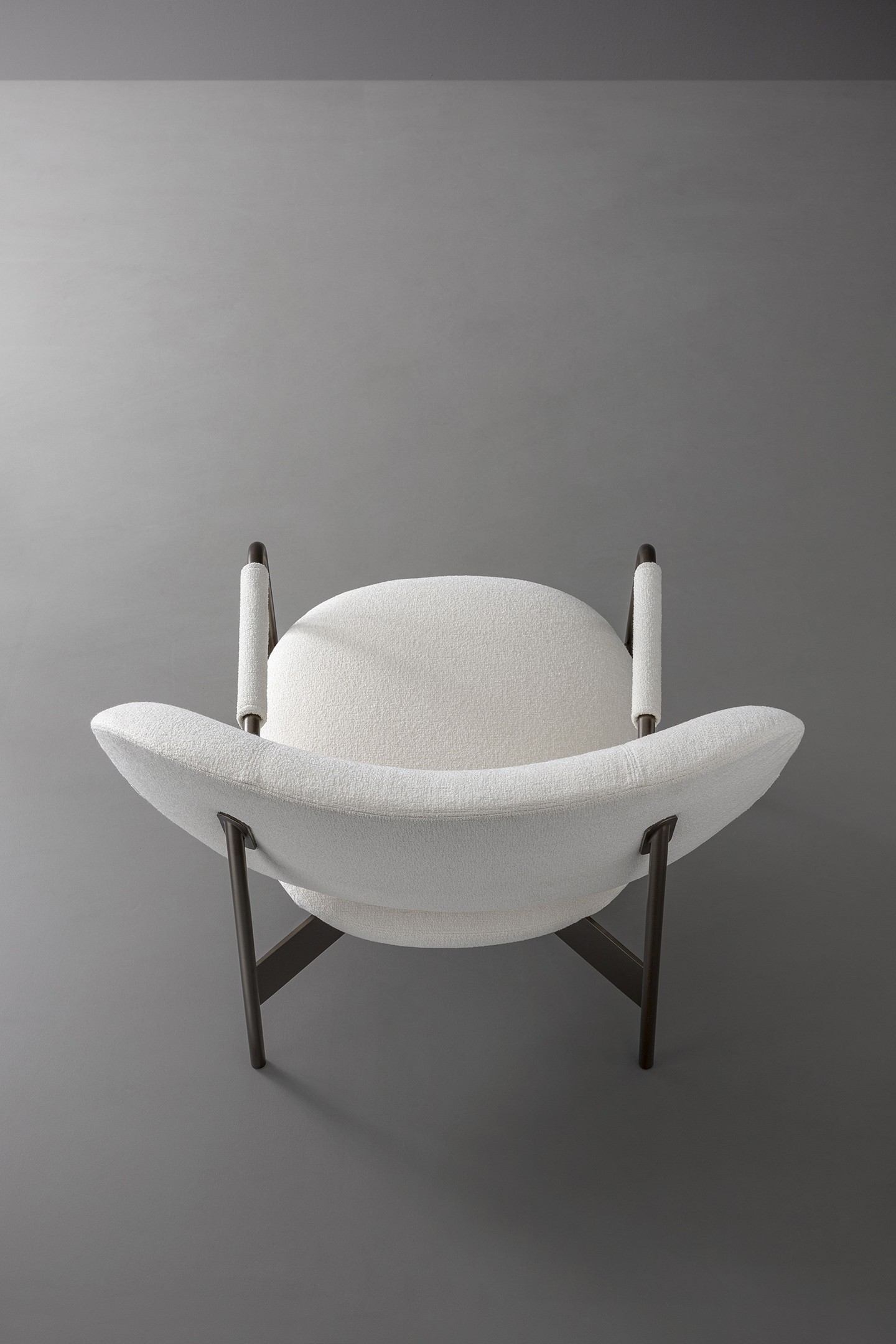 bonaldo-poltrone-crossloungechair-gallery-04