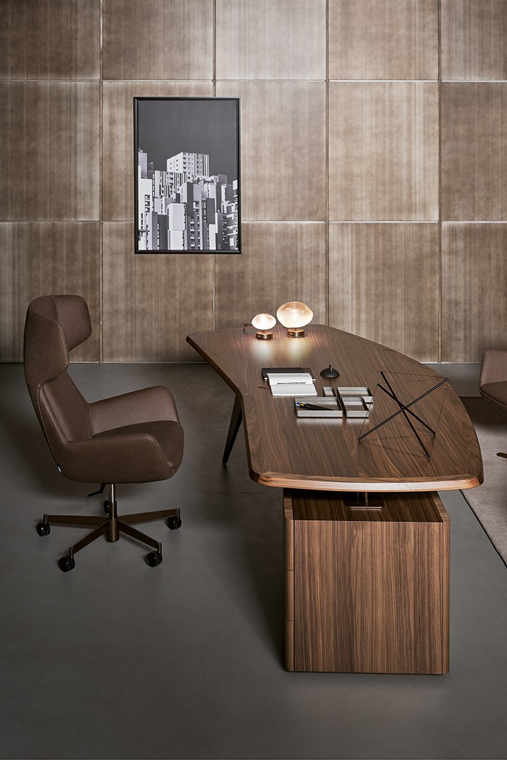 bonaldo-executive-diver-main-slider-03