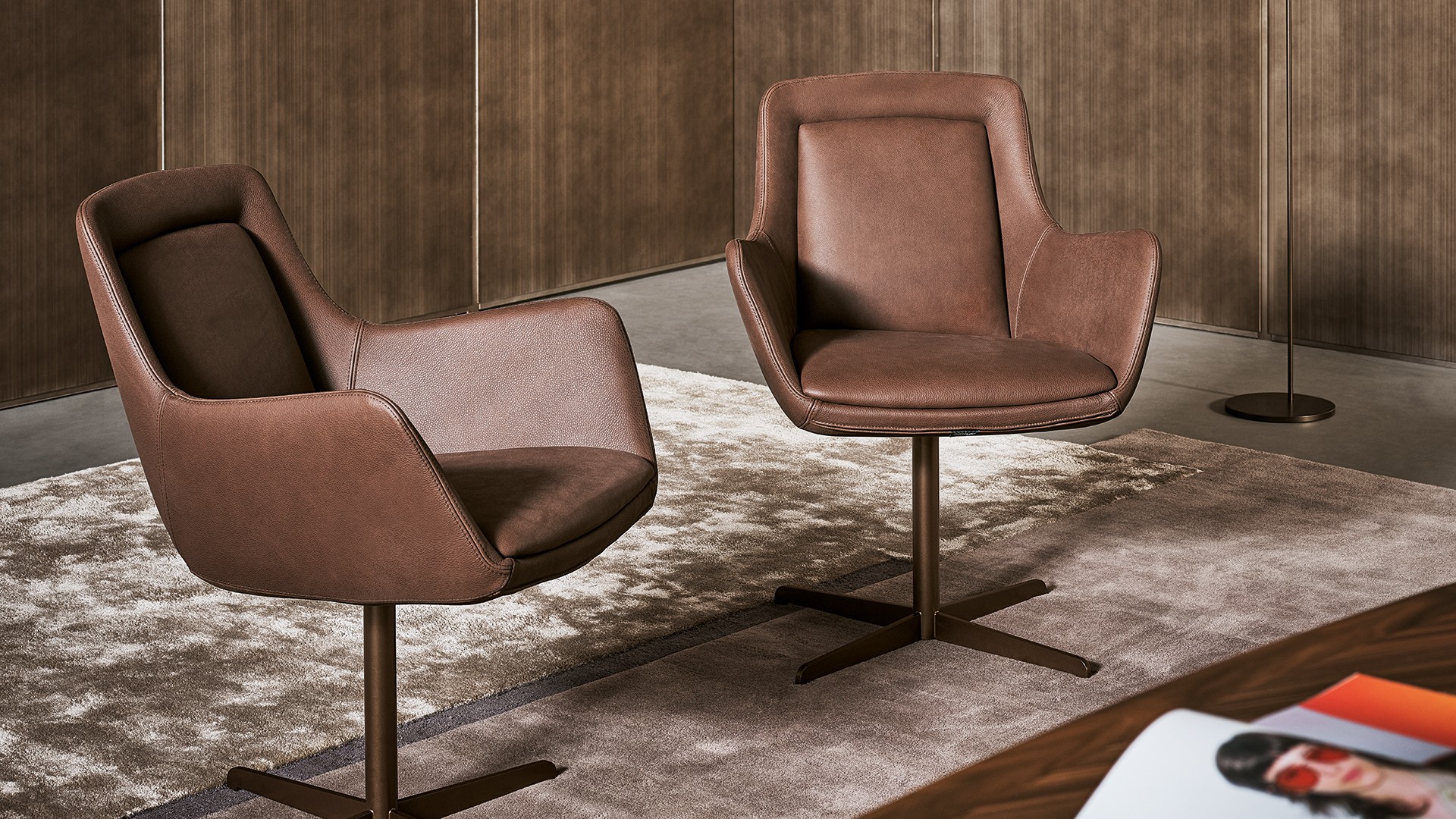 bonaldo-executive-newton-low-main-slider-02