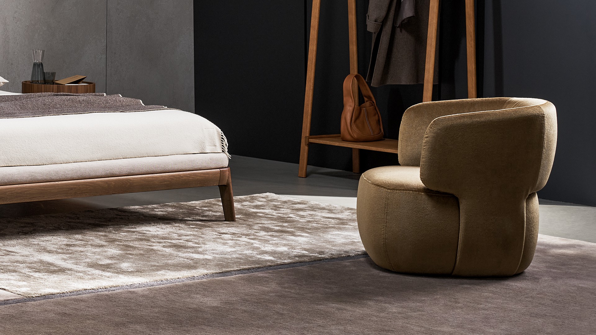 bonaldo-poltrone-doge-armchair-main-slider-11