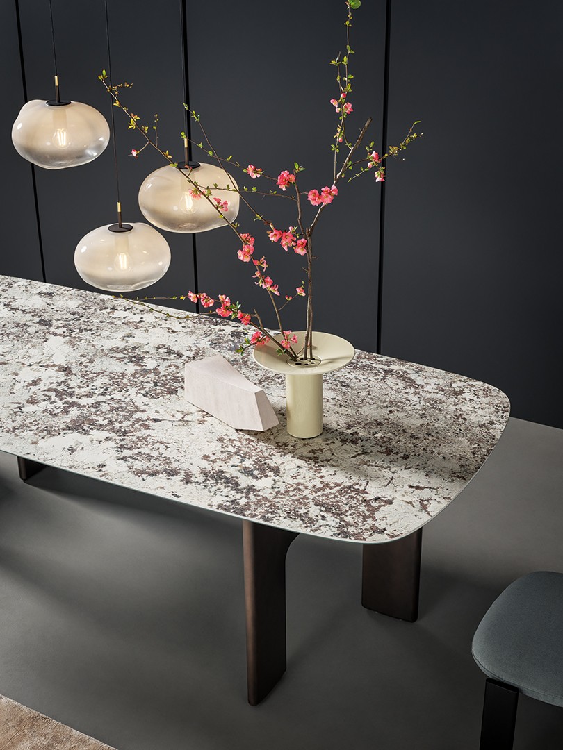 bonaldo-tavolo-hippos-main-gallery-05