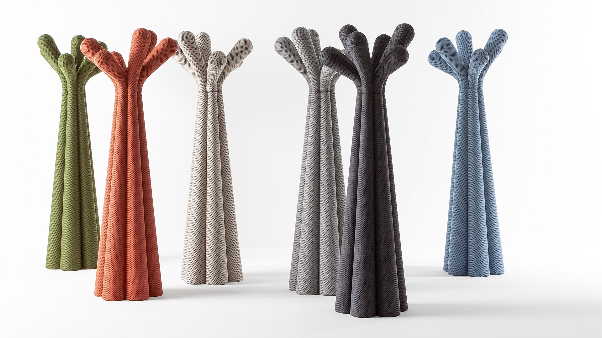 bonaldo-appendiabito-anemone-main-slider