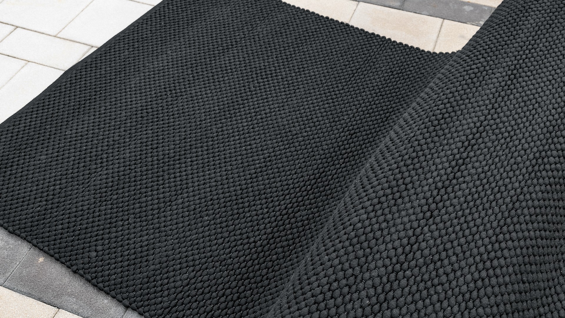 bonaldo-complementi-dakar-main-slider-03