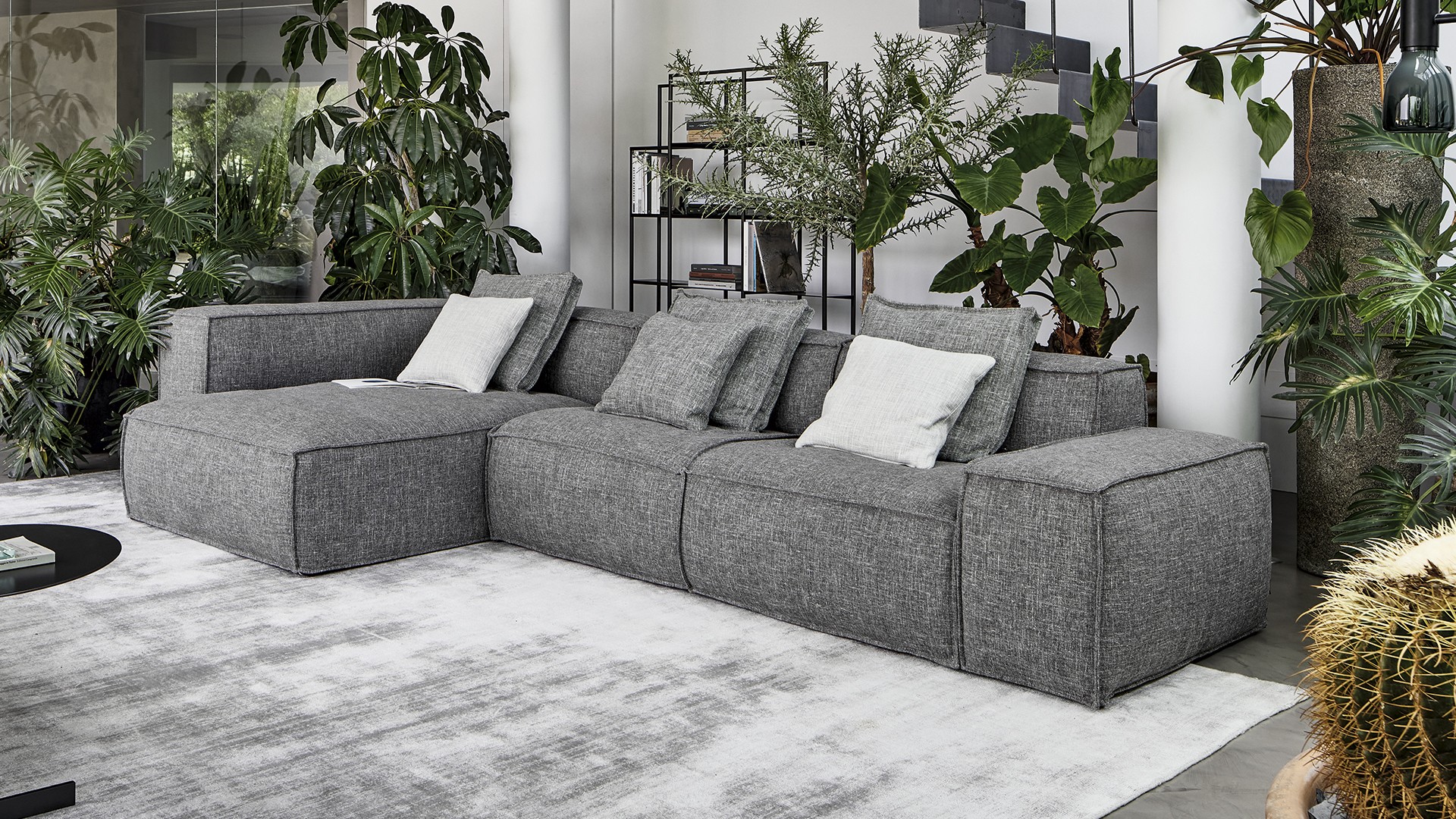 bonaldo-divani-peanutb-main-slider-01