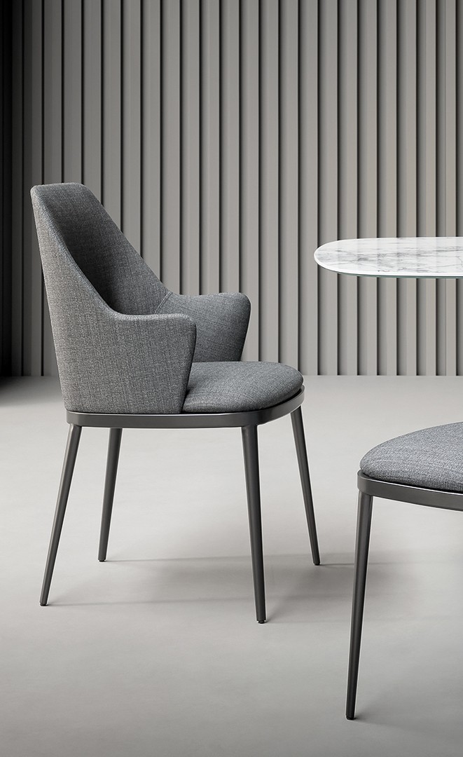 Mida, Miss Mida, Mida large